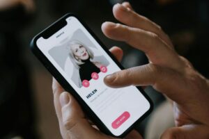 Cómo evitar el fraude en aplicaciones de citas