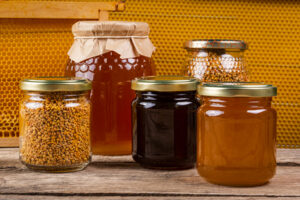 Producción de Propóleo, Polen y Jalea Real: Diversificando los Ingresos del Apicultor