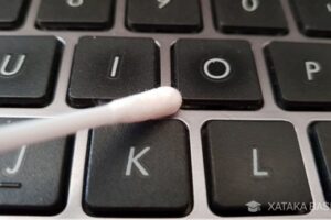 Solución: El teclado de mi laptop no responde o escribe mal